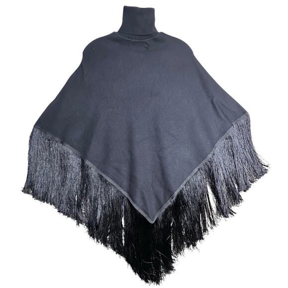 New Understated Leather x Free People River Walk Black Sm Fringe Poncho Sweater - Picture 4 of 9